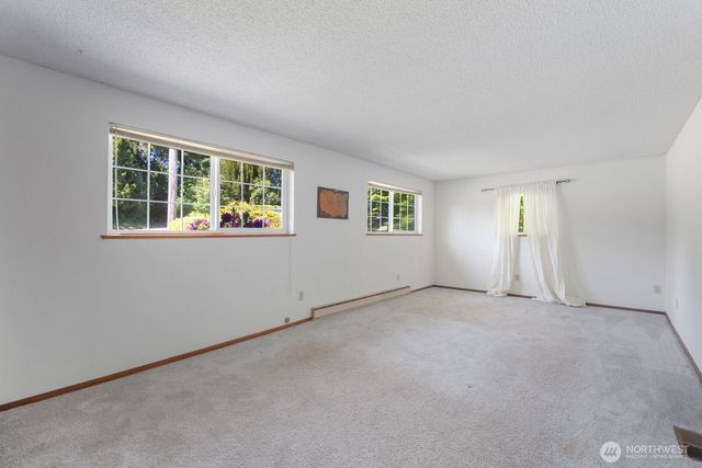 11524 36th Street E, Edgewood, WA 98372