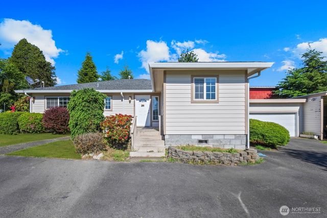 11524 36th Street E, Edgewood, WA 98372