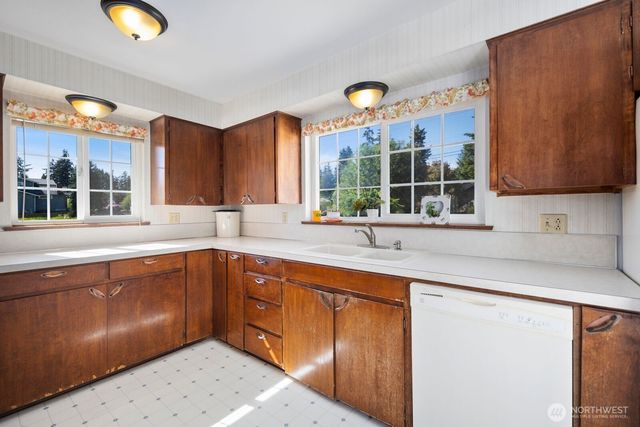 11524 36th Street E, Edgewood, WA 98372