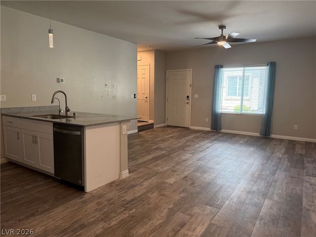 7305 Halo Falls Street, North Las Vegas, NV 89084