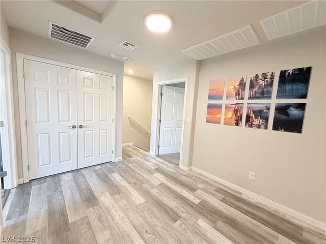 7305 Halo Falls Street, North Las Vegas, NV 89084