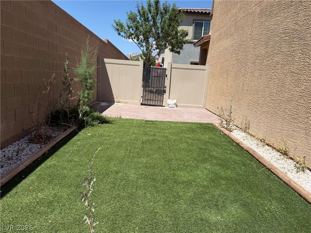 7305 Halo Falls Street, North Las Vegas, NV 89084