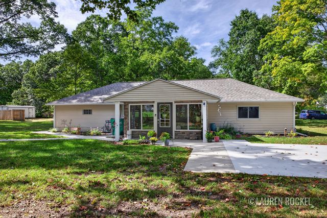 4819 Whitney Street, Montague City, MI 49437