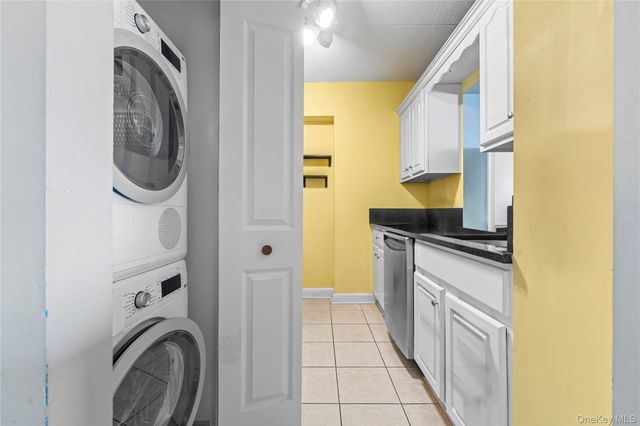 136 Beach 117th Street UPH1 aka 8A, Rockaway Park, NY 11694