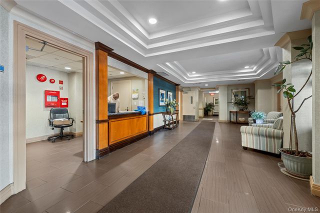 136 Beach 117th Street UPH1 aka 8A, Rockaway Park, NY 11694