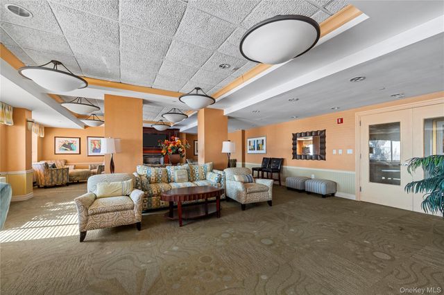 136 Beach 117th Street UPH1 aka 8A, Rockaway Park, NY 11694