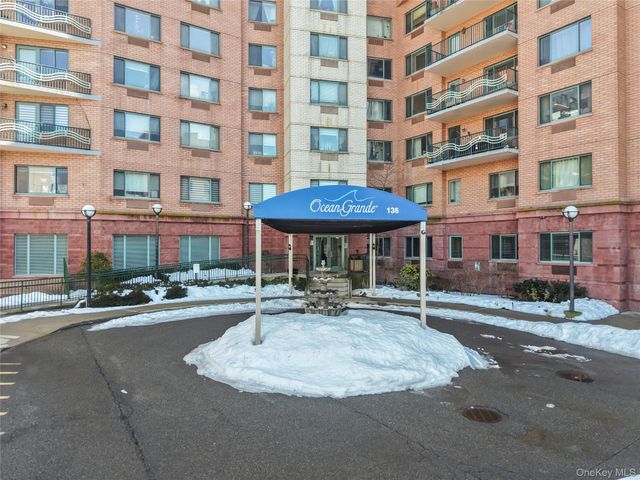 136 Beach 117th Street UPH1 aka 8A, Rockaway Park, NY 11694