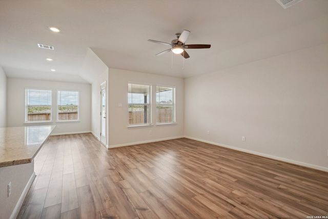 1263 NIKOS HOLW, San Antonio, TX 78245