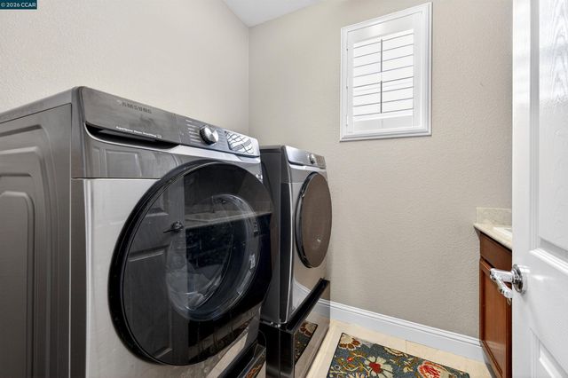 6 Tullach Pl, Hayward, CA 94542