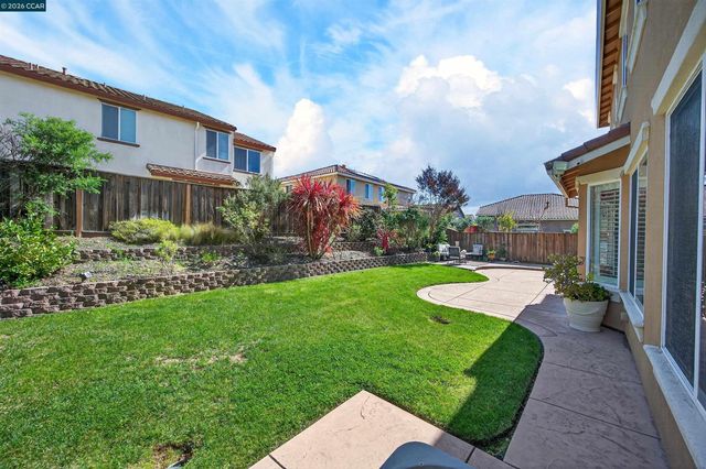 6 Tullach Pl, Hayward, CA 94542