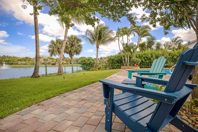 8272 Blue Cypress Drive, Lake Worth, FL 33467