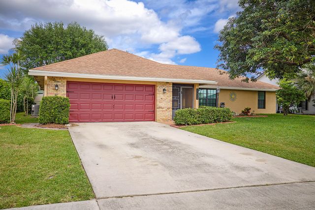 8272 Blue Cypress Drive, Lake Worth, FL 33467