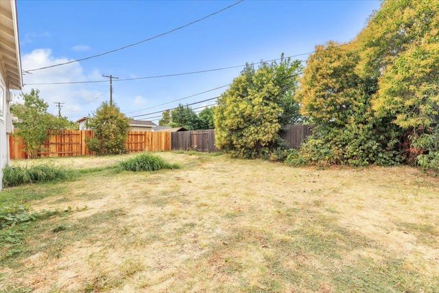 7656 Lytle St, Sacramento, CA 95832