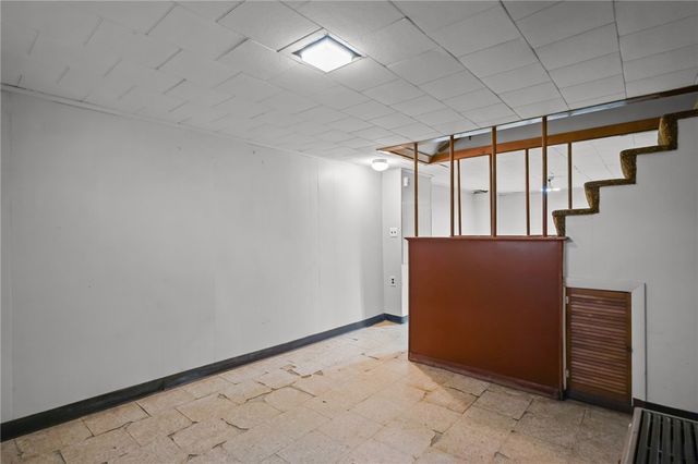 14 Maxfield Avenue, East Providence, RI 02914