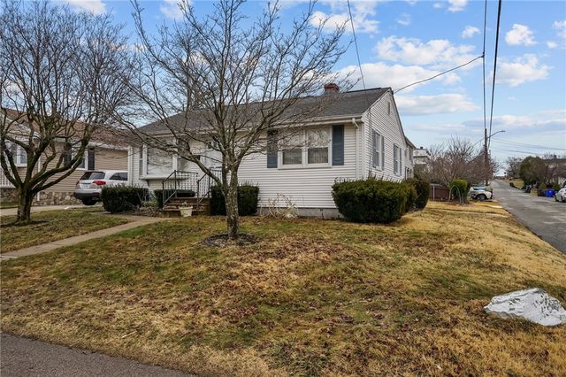 14 Maxfield Avenue, East Providence, RI 02914