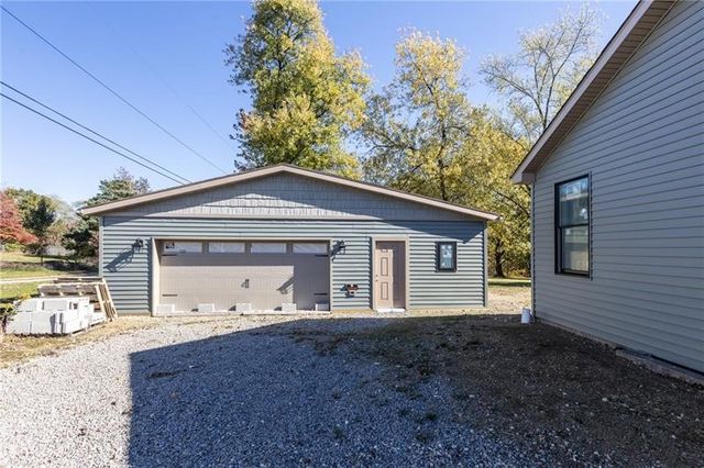 155 Edgewood Avenue, Hopewell Twp, PA 15001