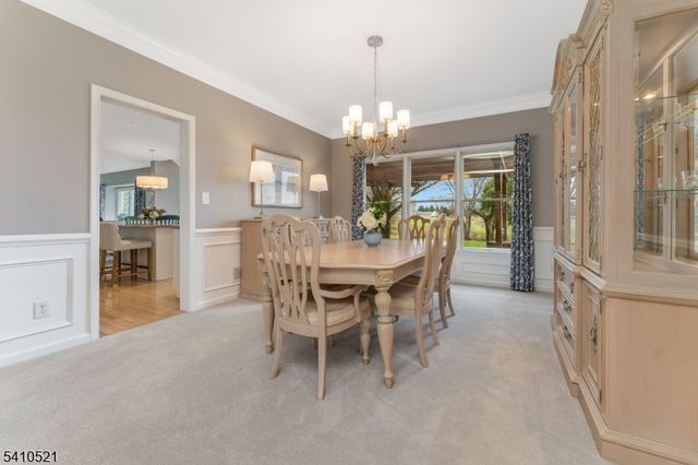 11 Messenger Ln, Raritan Twp., NJ 08551