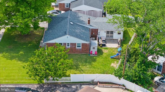 103 LAWNTON RD, Norristown, PA 19401