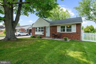 103 LAWNTON RD, Norristown, PA 19401