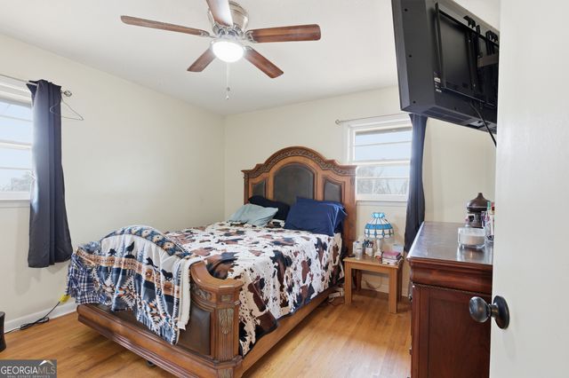 820 Collier Road, Toccoa, GA 30577