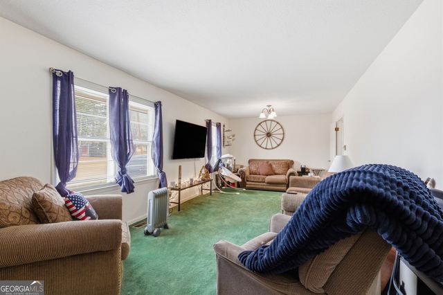 820 Collier Road, Toccoa, GA 30577