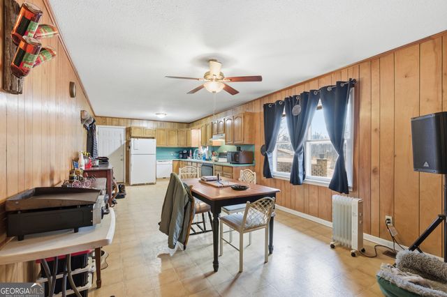 820 Collier Road, Toccoa, GA 30577