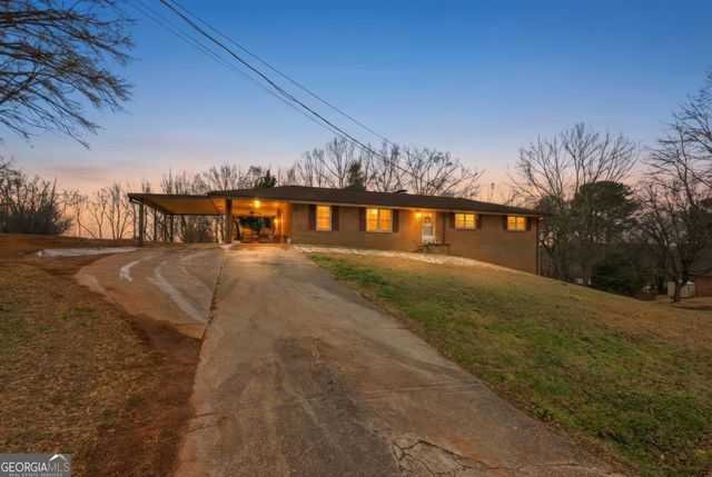 820 Collier Road, Toccoa, GA 30577