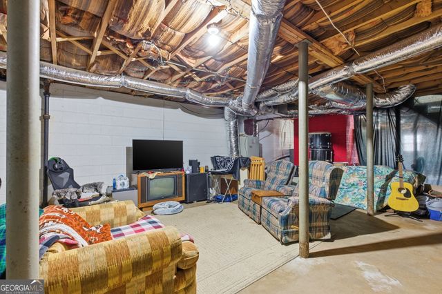 820 Collier Road, Toccoa, GA 30577