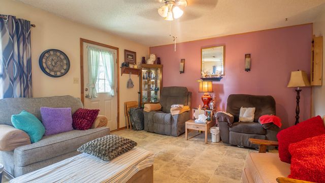 902 Honeytree Lane, Camp, AR 72520