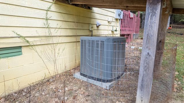 902 Honeytree Lane, Camp, AR 72520