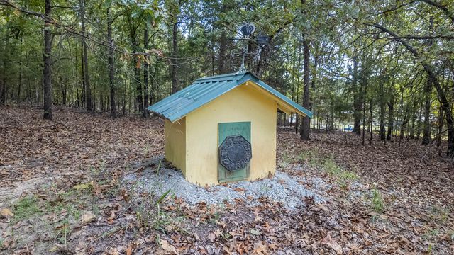 902 Honeytree Lane, Camp, AR 72520
