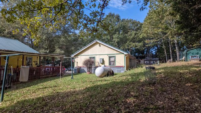 902 Honeytree Lane, Camp, AR 72520
