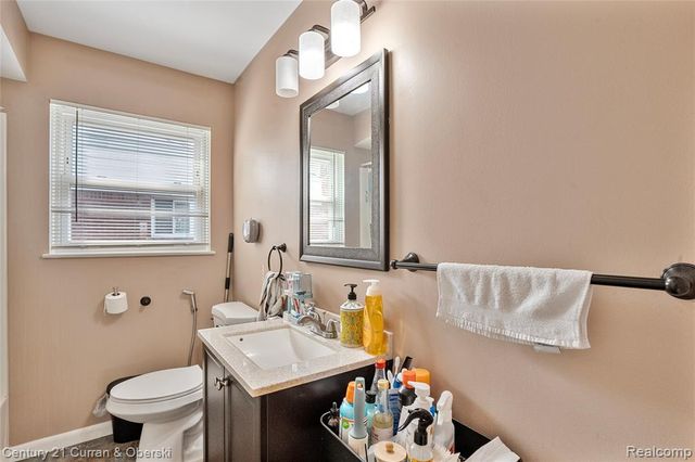 25015 Chernick Street, Taylor, MI 48180