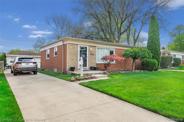 25015 Chernick Street, Taylor, MI 48180