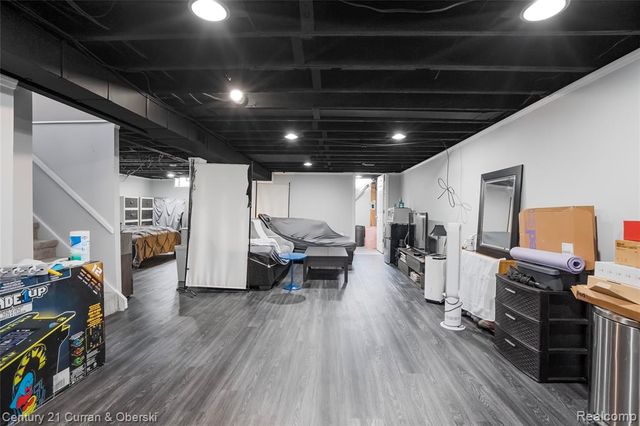 25015 Chernick Street, Taylor, MI 48180