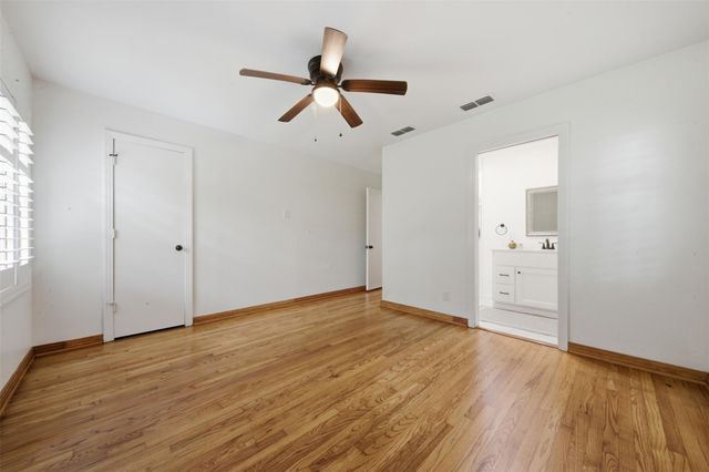 410 Kyle Street, Sugar Land, TX 77478