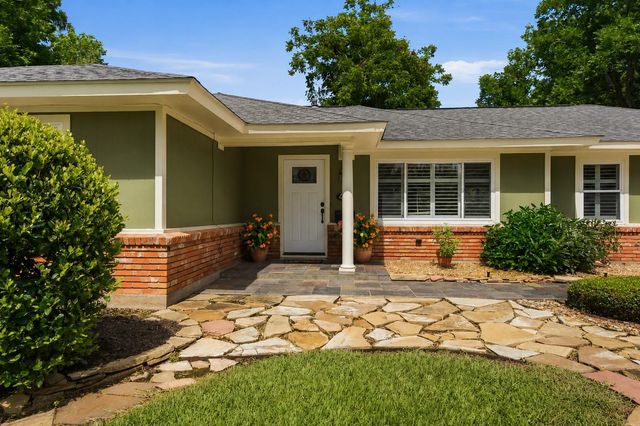 410 Kyle Street, Sugar Land, TX 77478