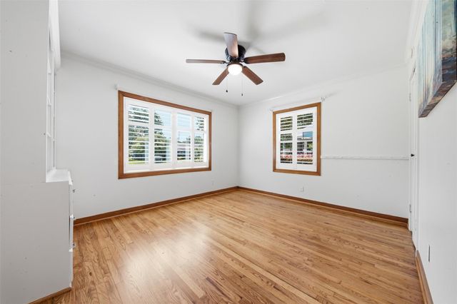 410 Kyle Street, Sugar Land, TX 77478
