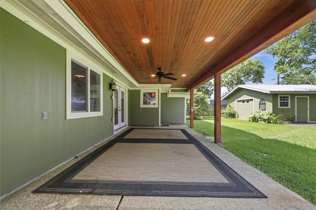 410 Kyle Street, Sugar Land, TX 77478