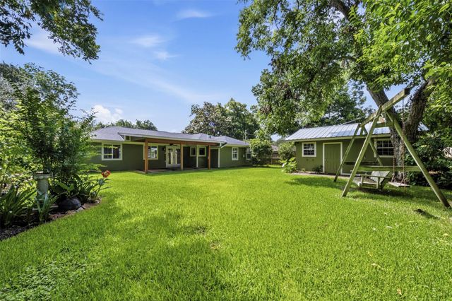 410 Kyle Street, Sugar Land, TX 77478