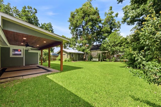 410 Kyle Street, Sugar Land, TX 77478