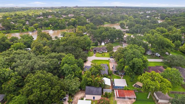 410 Kyle Street, Sugar Land, TX 77478