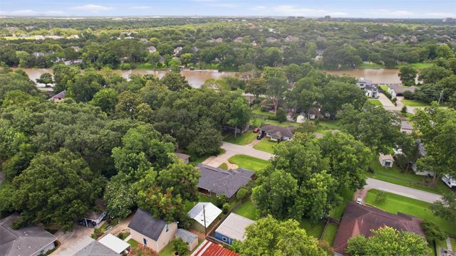 410 Kyle Street, Sugar Land, TX 77478