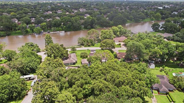 410 Kyle Street, Sugar Land, TX 77478