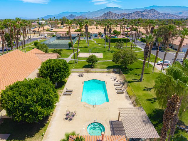 40731 Biscayne Drive, Palm Desert, CA 92211