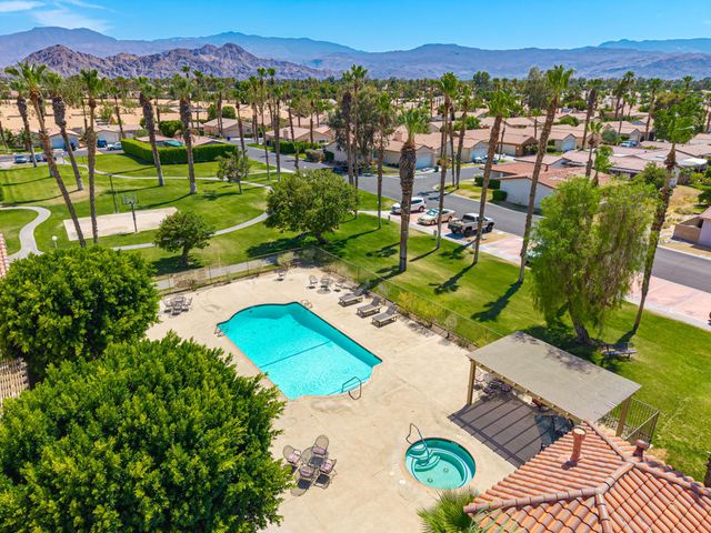 40731 Biscayne Drive, Palm Desert, CA 92211