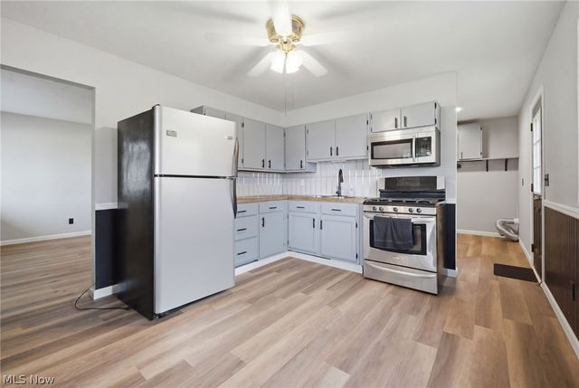 715 S Logan Street, Elyria, OH 44035