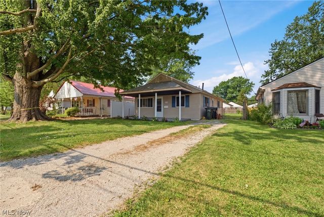 715 S Logan Street, Elyria, OH 44035