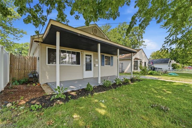 715 S Logan Street, Elyria, OH 44035