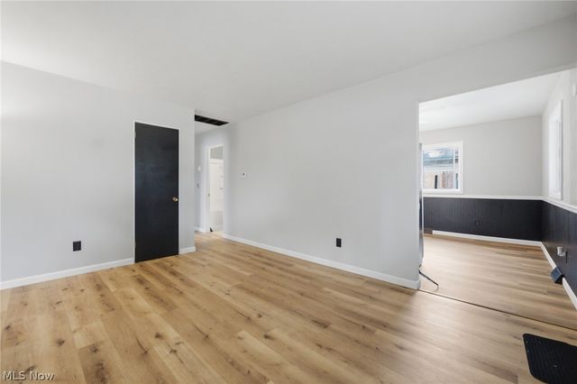 715 S Logan Street, Elyria, OH 44035
